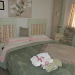 לינה וארוחת בוקר Bb Lady קסטלווטרו די מודנה